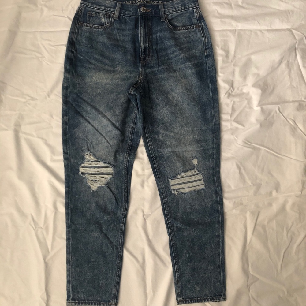 Ripped Mom Jeans